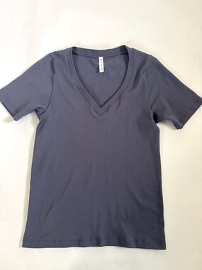 Athleta Renew Seamless V Neck Tee Shirt Tempest Violet